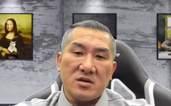 优配交易 网红&quot;馆长&quot;: 看完阅兵很骄傲 都是堂堂正正中国人